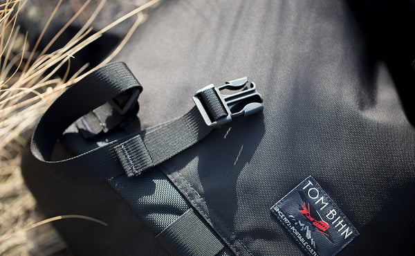 A close shot of one an unbuckled closure buckle on an Orginal Shadow Guide 31.